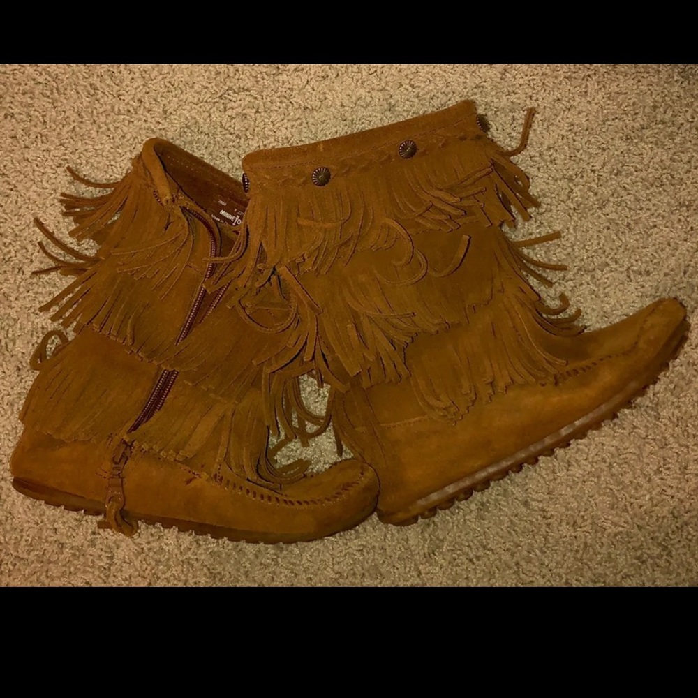 Girls Fringe Minnetonka Boots